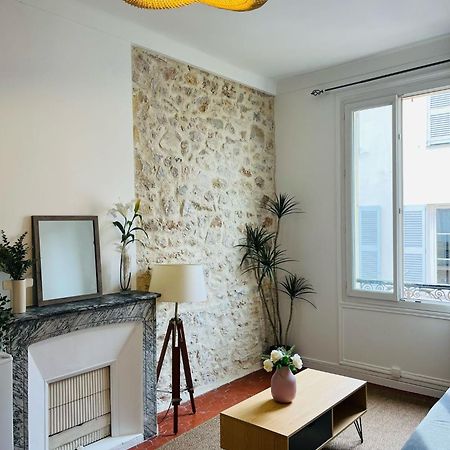 Studio En Plein Coeur Du Vieil Antibes, Vue Sur Place Romantique Εξωτερικό φωτογραφία